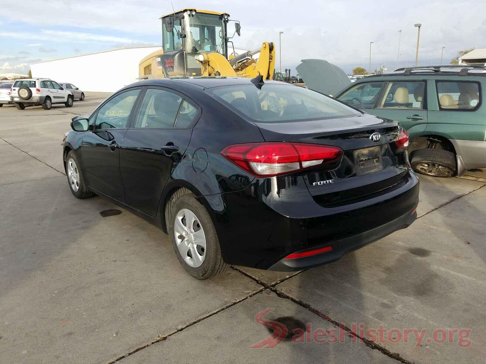 3KPFK4A70HE039570 2017 KIA FORTE