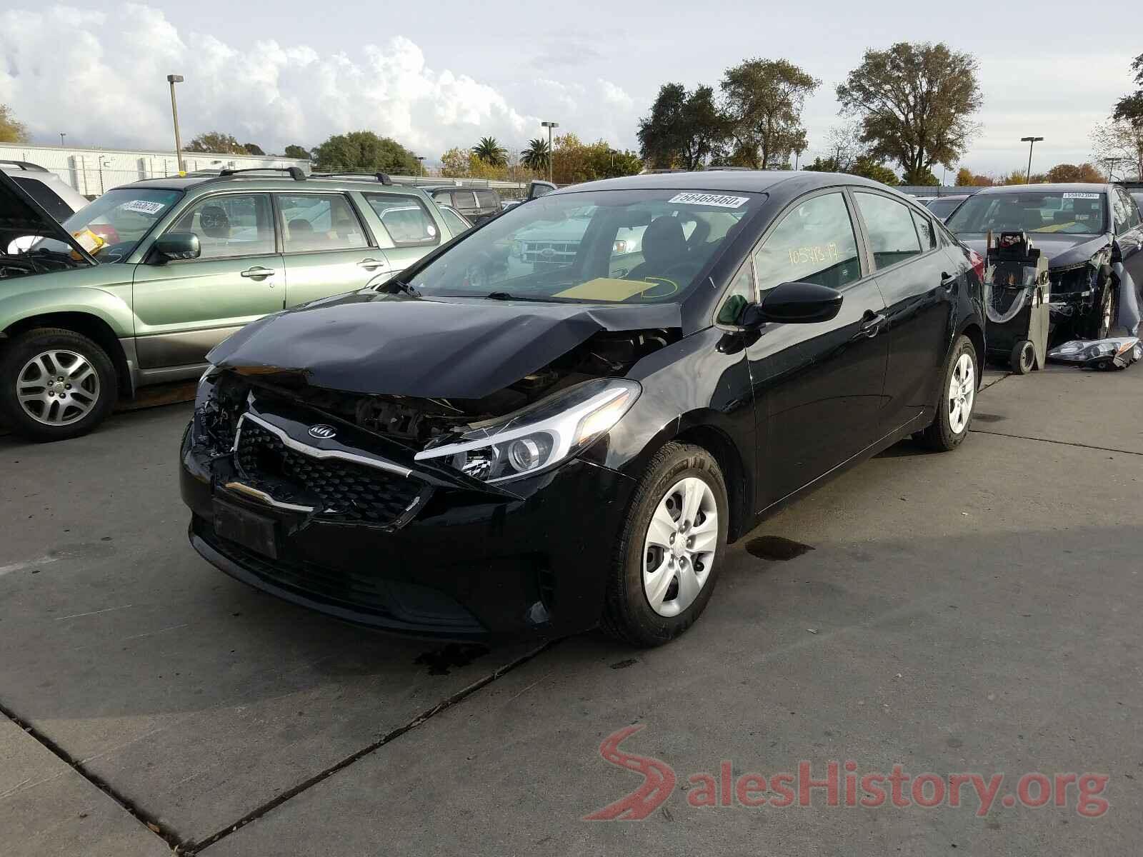 3KPFK4A70HE039570 2017 KIA FORTE