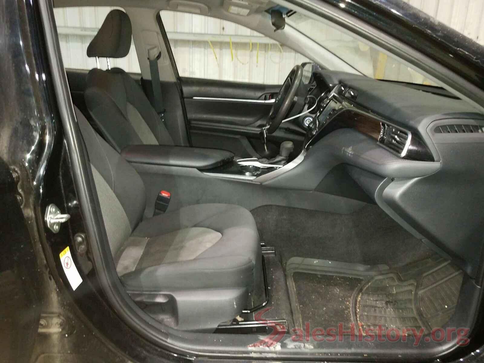 4T1B11HK3JU060166 2018 TOYOTA CAMRY