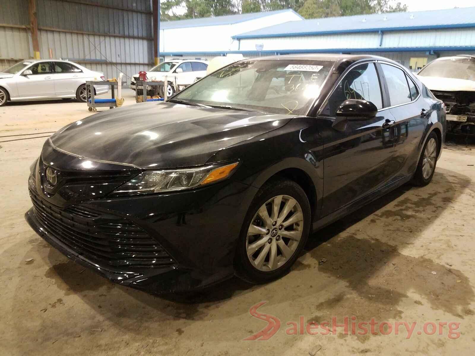 4T1B11HK3JU060166 2018 TOYOTA CAMRY