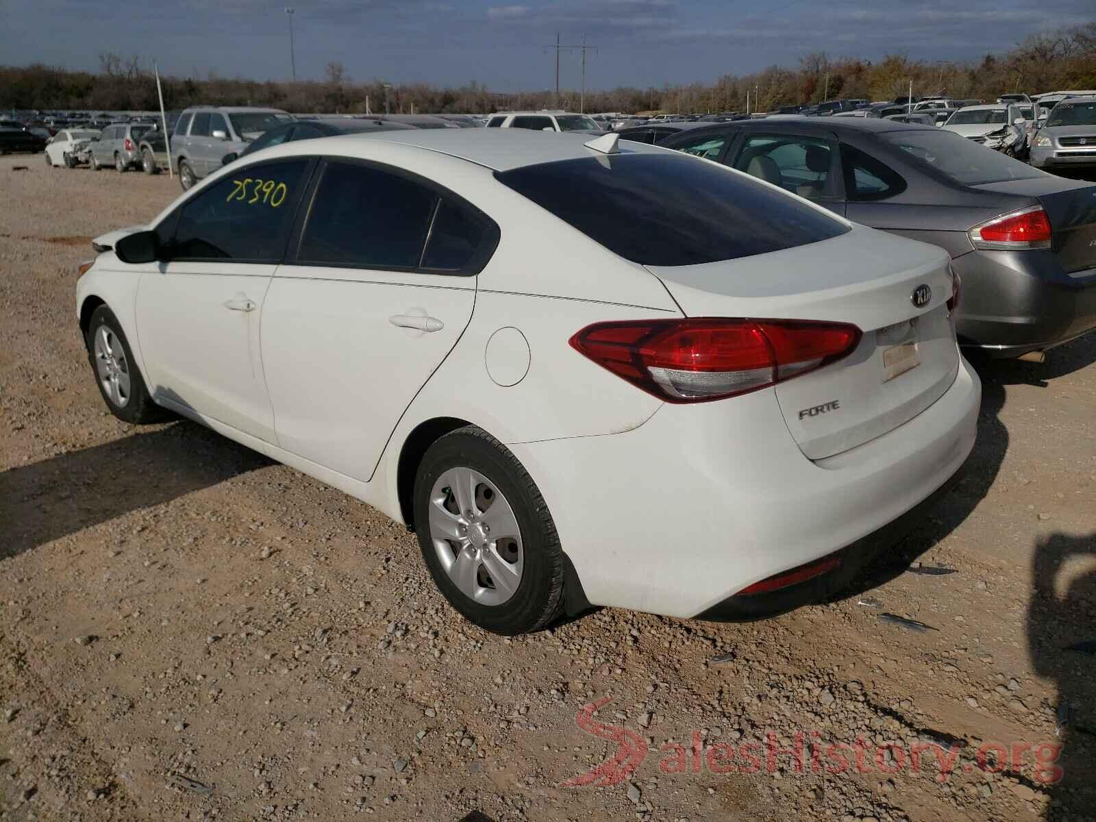 3KPFK4A76HE027813 2017 KIA FORTE