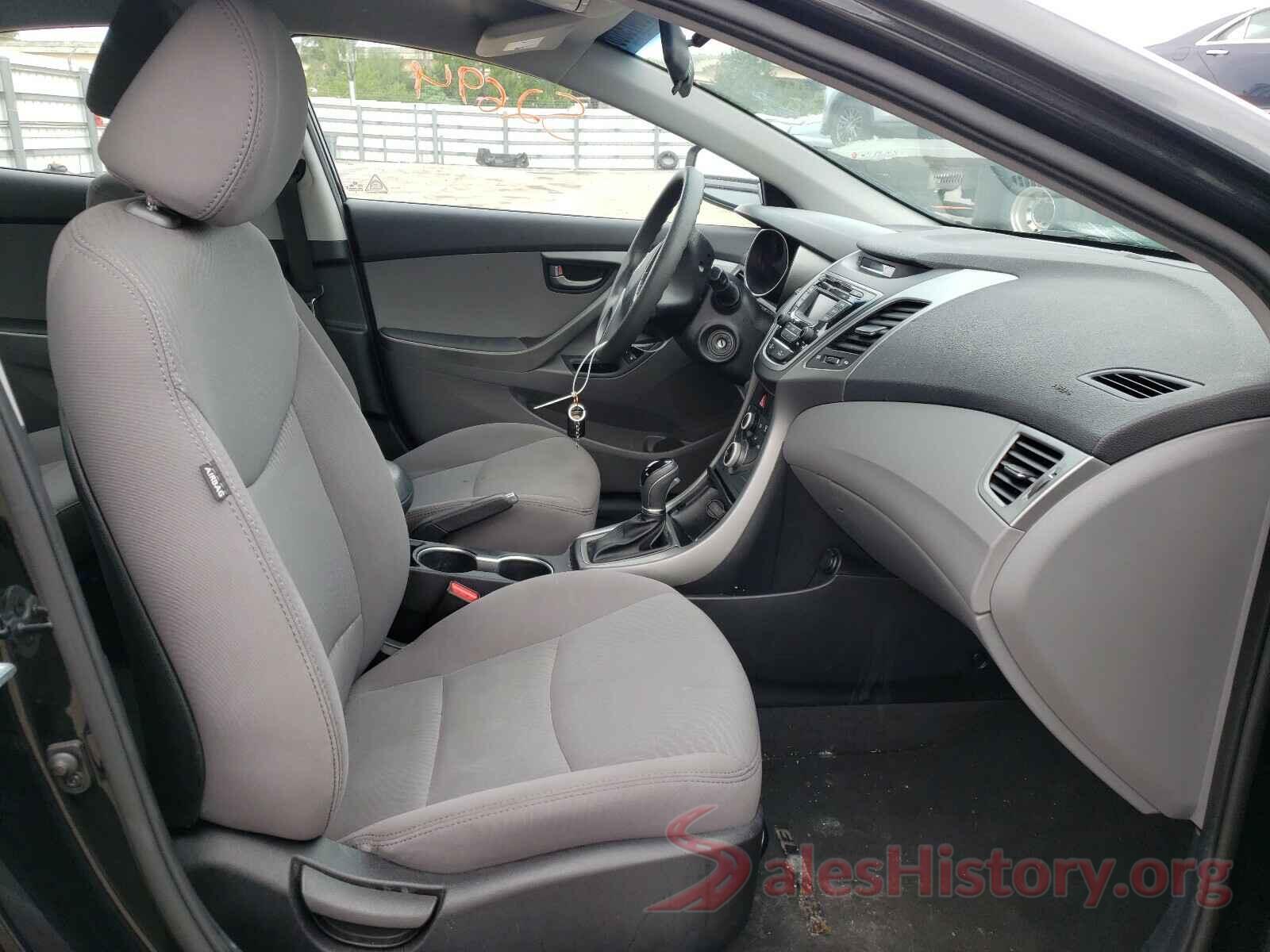 5NPDH4AE3GH671381 2016 HYUNDAI ELANTRA