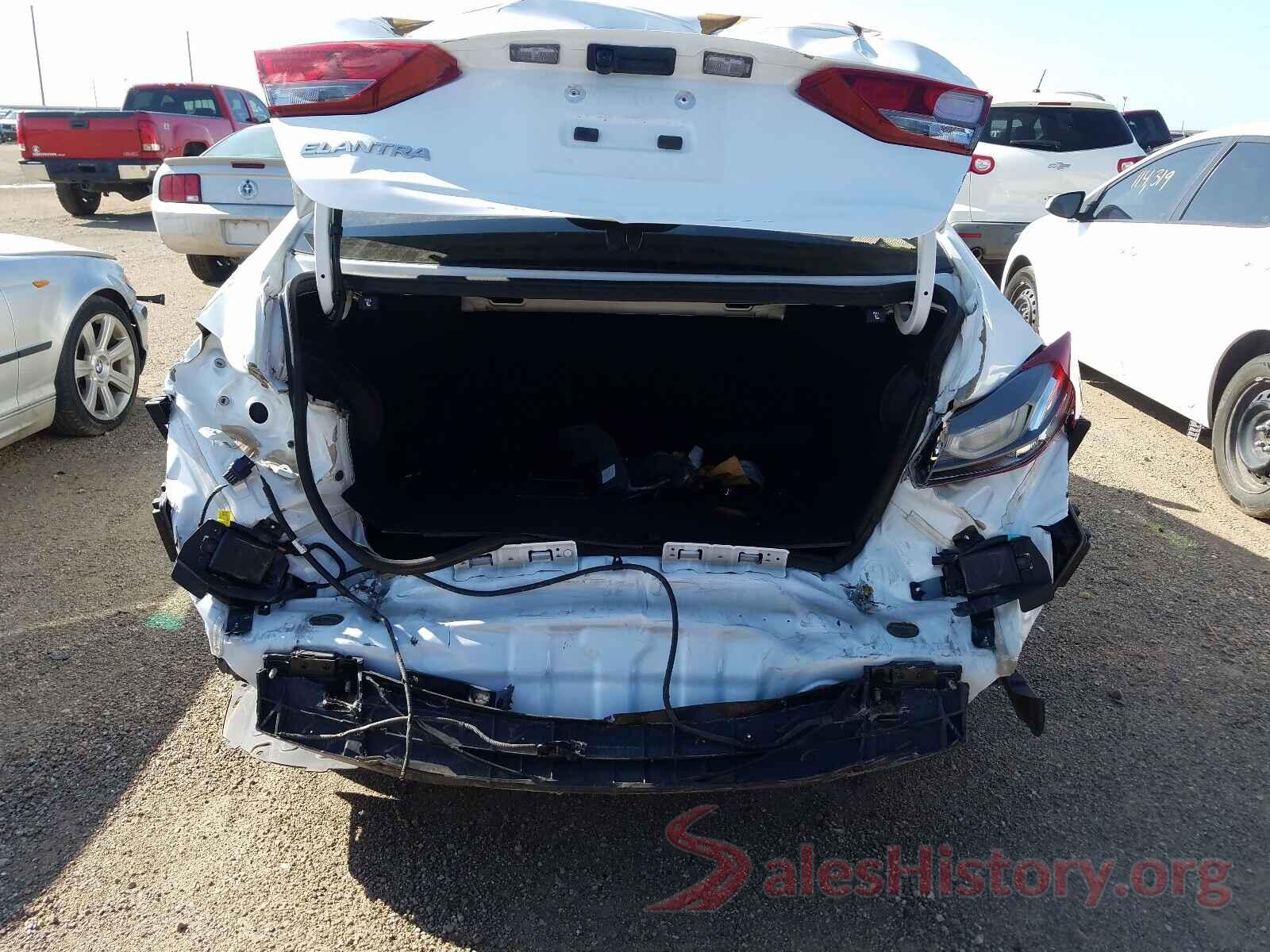 5NPD84LF5JH367546 2018 HYUNDAI ELANTRA