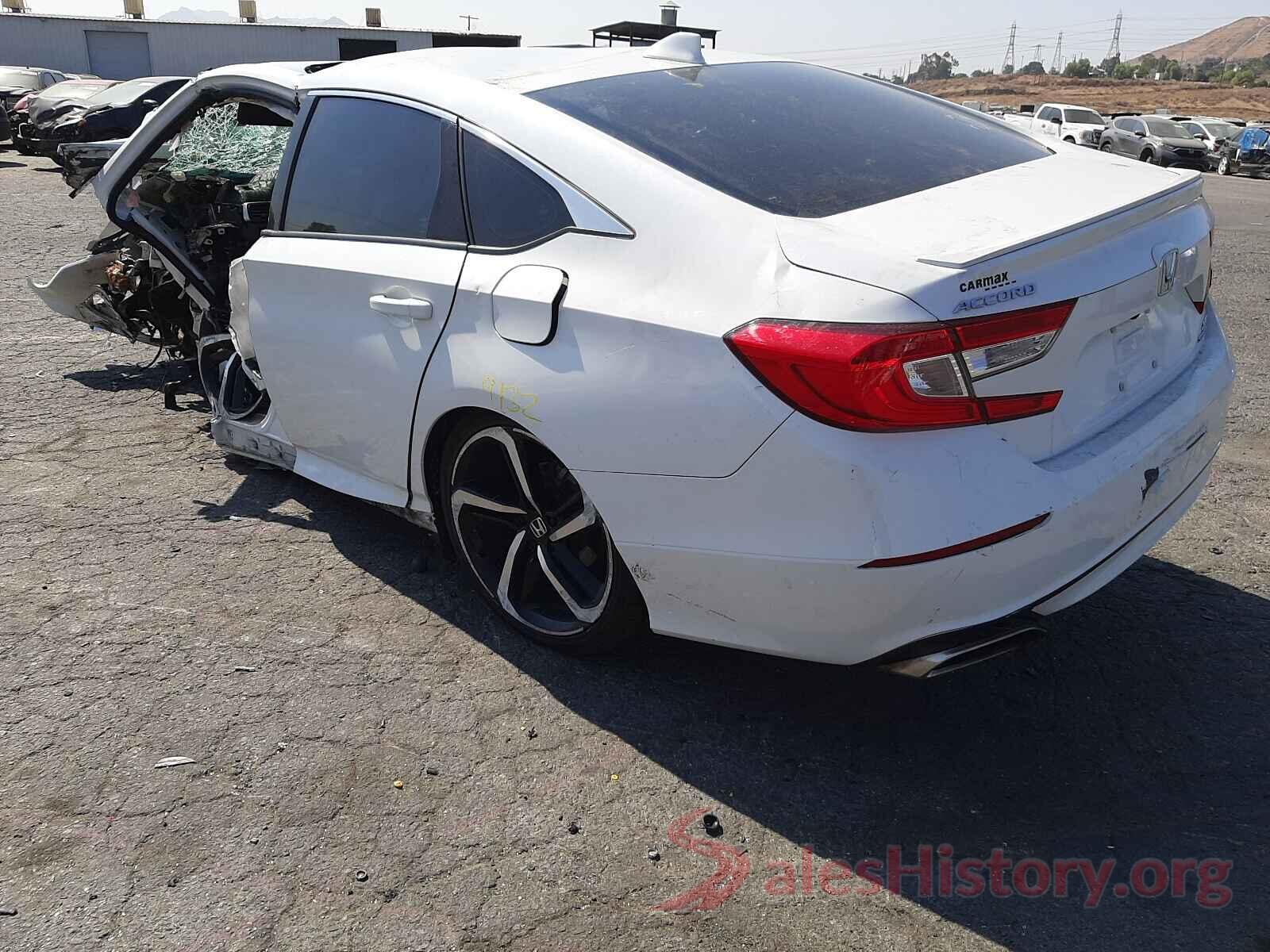 1HGCV2F37JA052301 2018 HONDA ACCORD