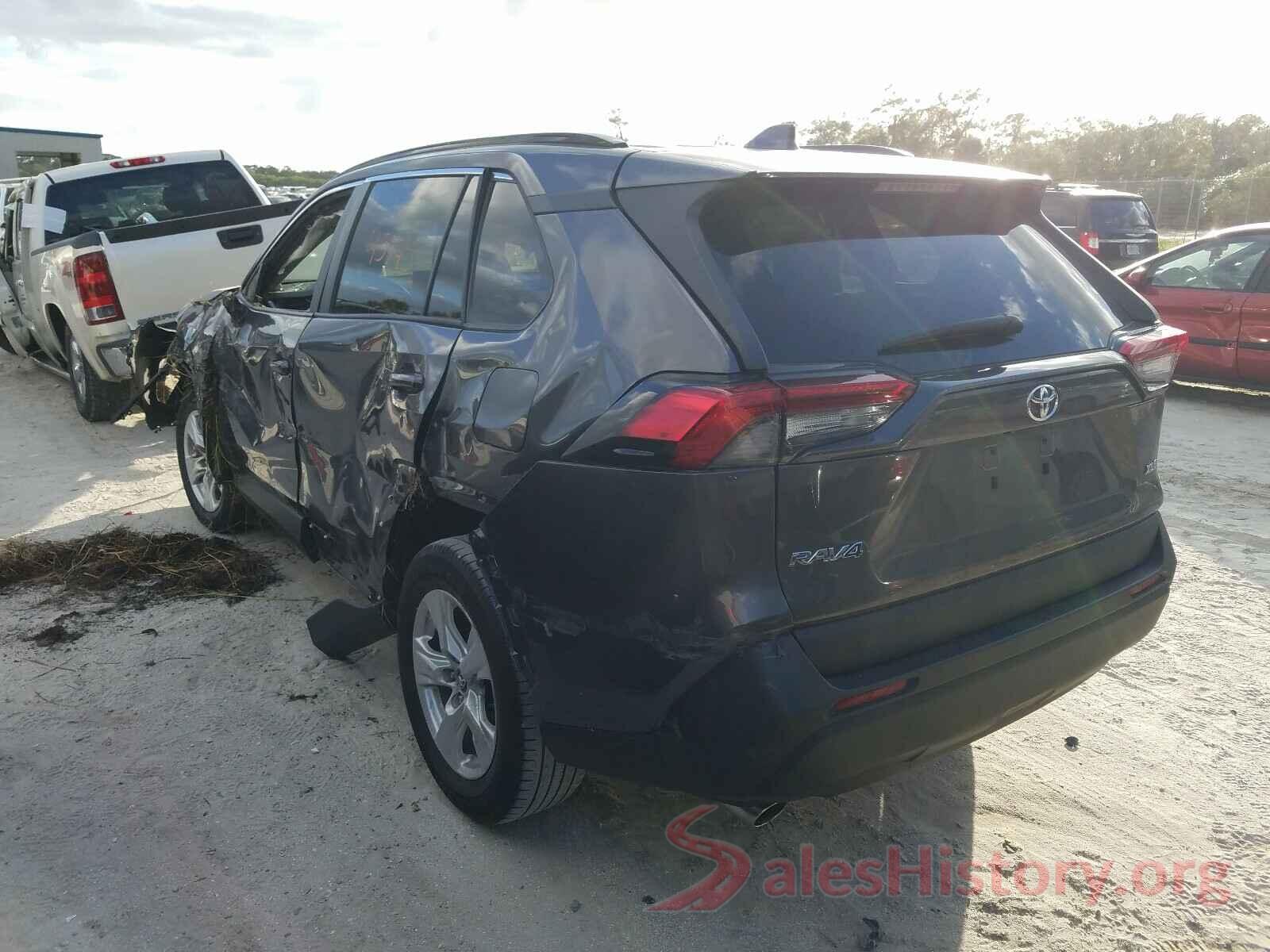 2T3W1RFV3KC004946 2019 TOYOTA RAV4