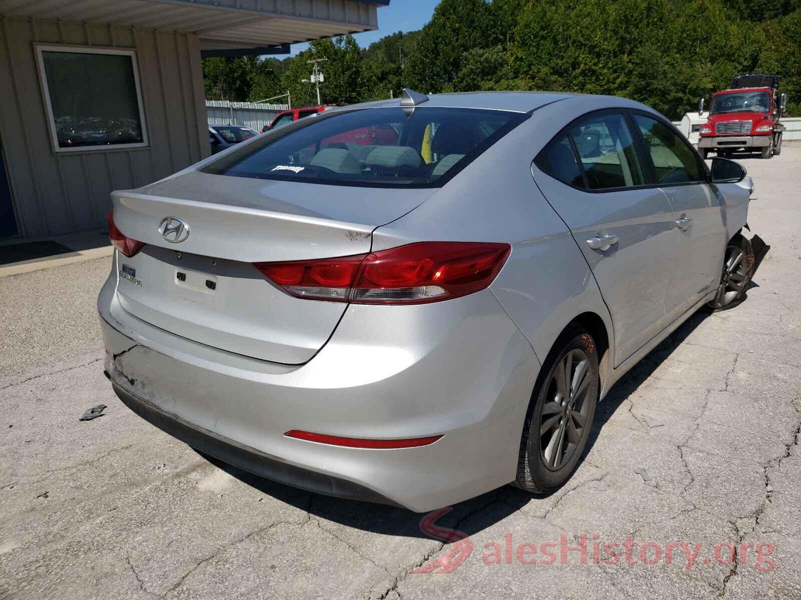 5NPD84LF2JH313332 2018 HYUNDAI ELANTRA