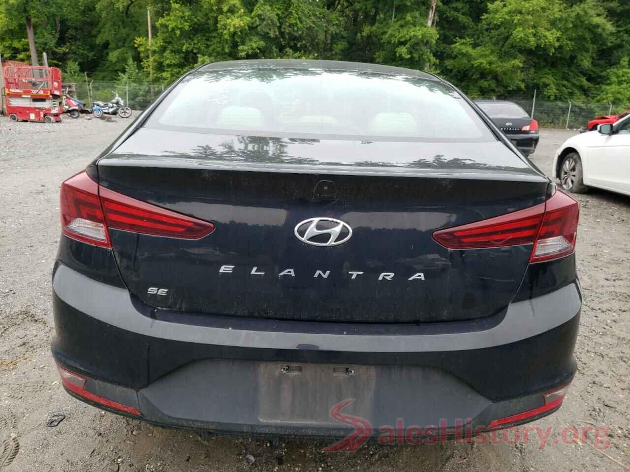 5NPD74LF0KH465498 2019 HYUNDAI ELANTRA