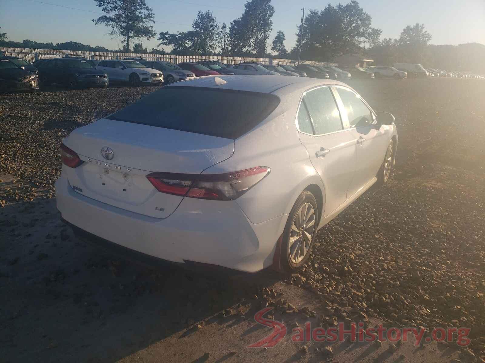 4T1R11AK9MU531279 2021 TOYOTA CAMRY