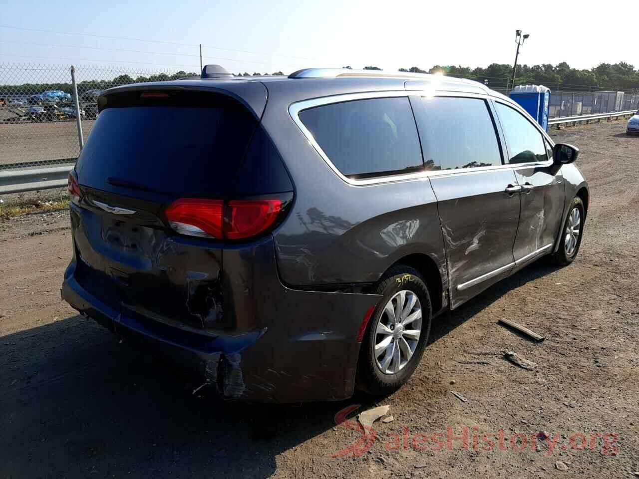 2C4RC1BG2KR715241 2019 CHRYSLER PACIFICA