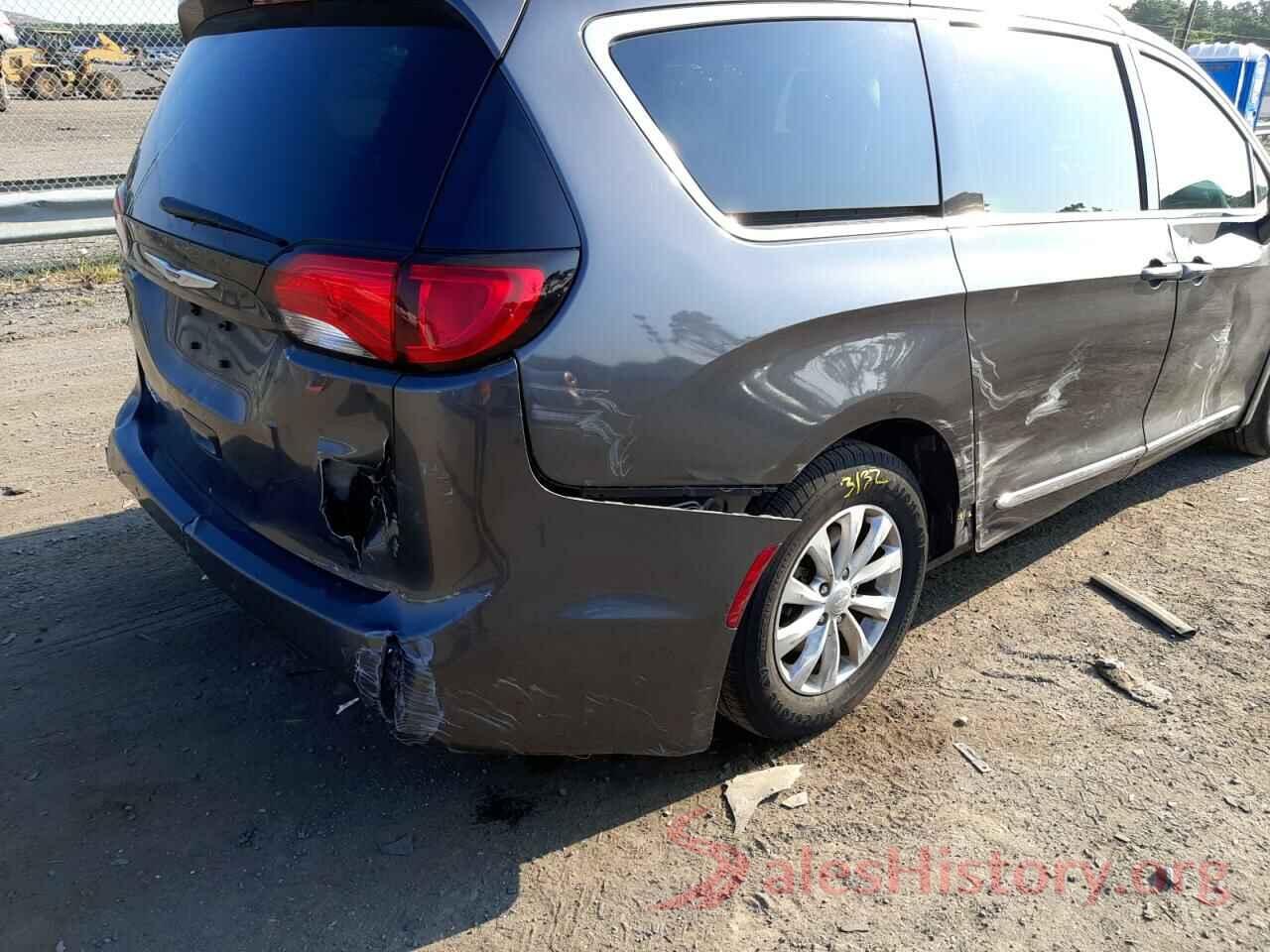 2C4RC1BG2KR715241 2019 CHRYSLER PACIFICA