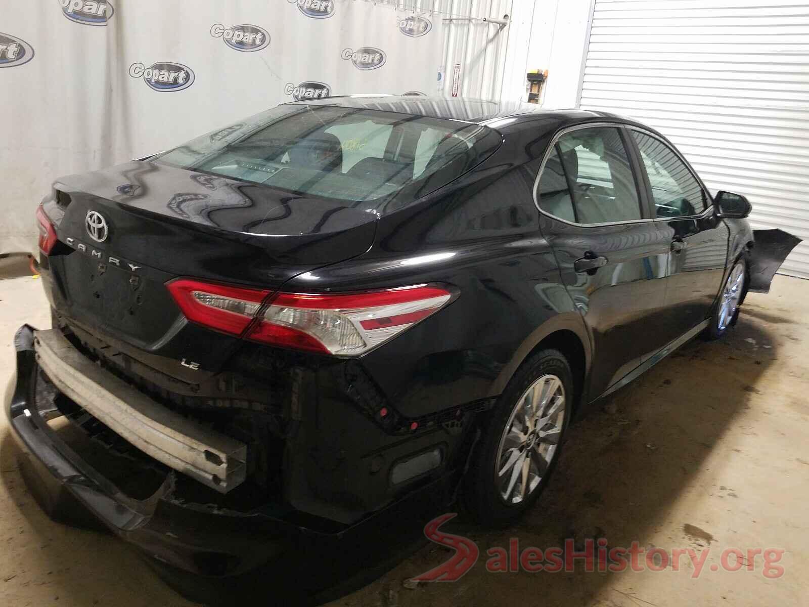 4T1B11HK2JU004624 2018 TOYOTA CAMRY