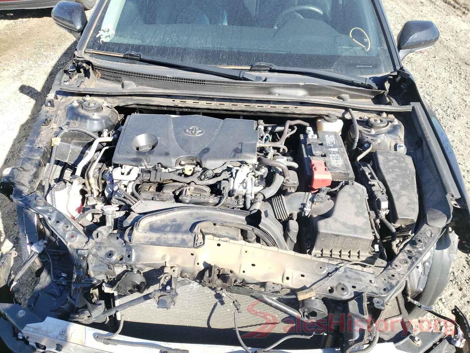 4T1B61HK0JU095619 2018 TOYOTA CAMRY