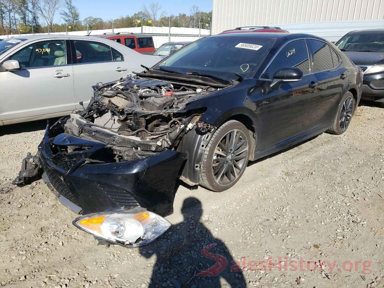 4T1B61HK0JU095619 2018 TOYOTA CAMRY