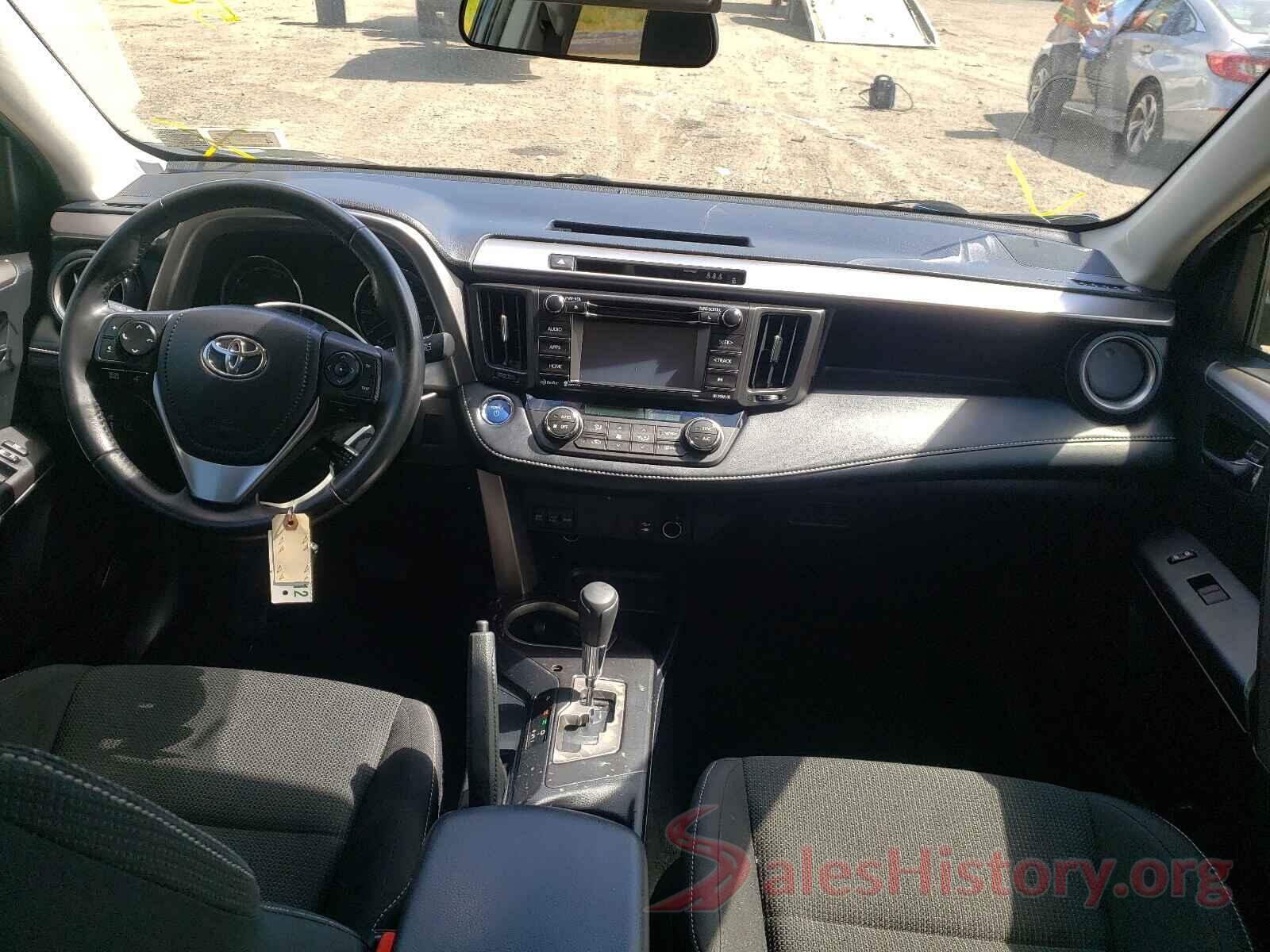 JTMRJREV0JD204367 2018 TOYOTA RAV4