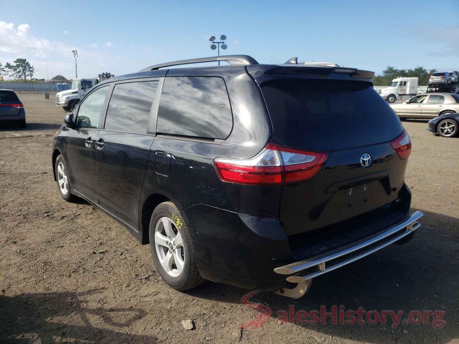 5TDKZ3DC0KS992743 2019 TOYOTA SIENNA