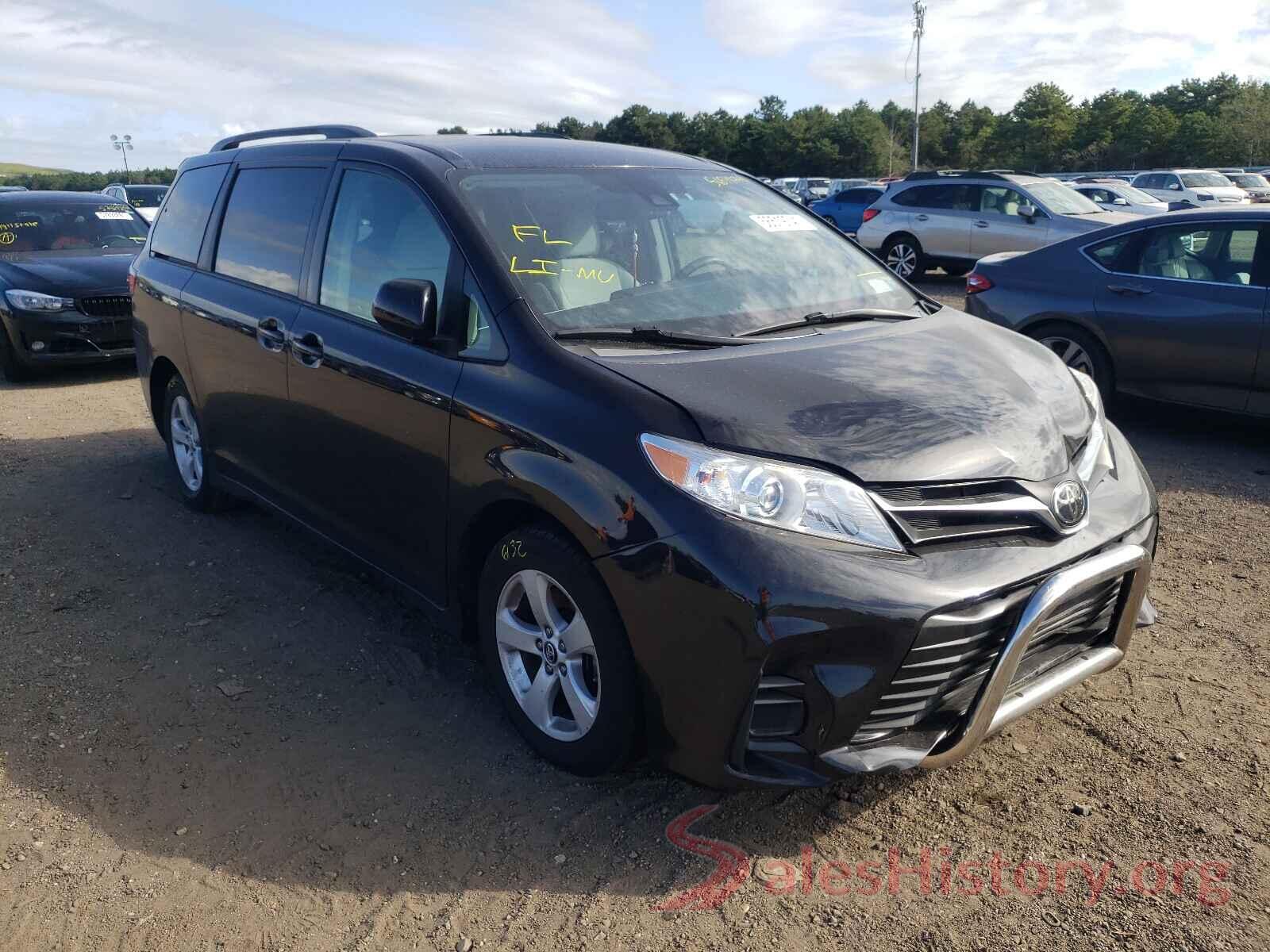 5TDKZ3DC0KS992743 2019 TOYOTA SIENNA