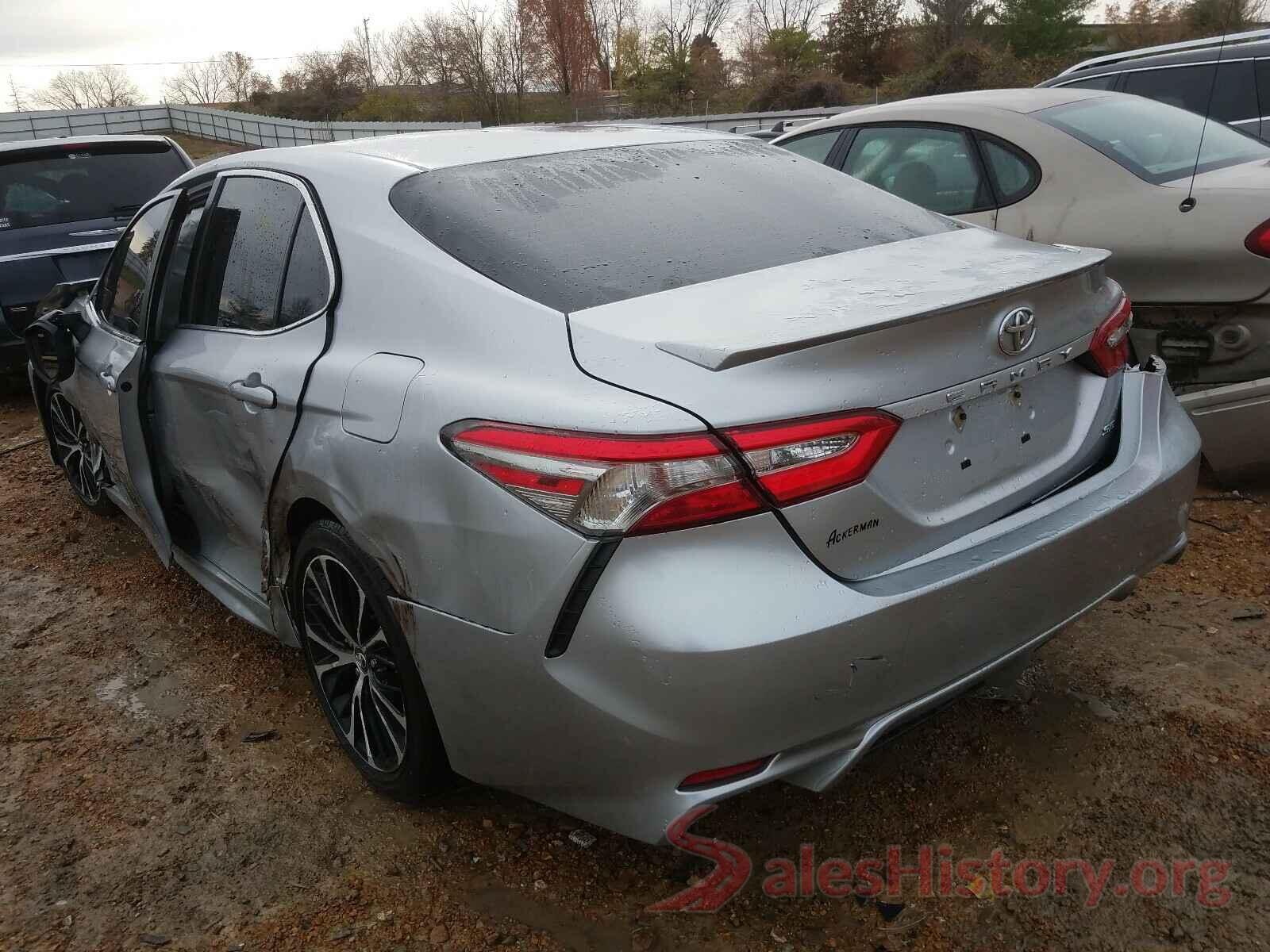 4T1B11HK7JU020267 2018 TOYOTA CAMRY