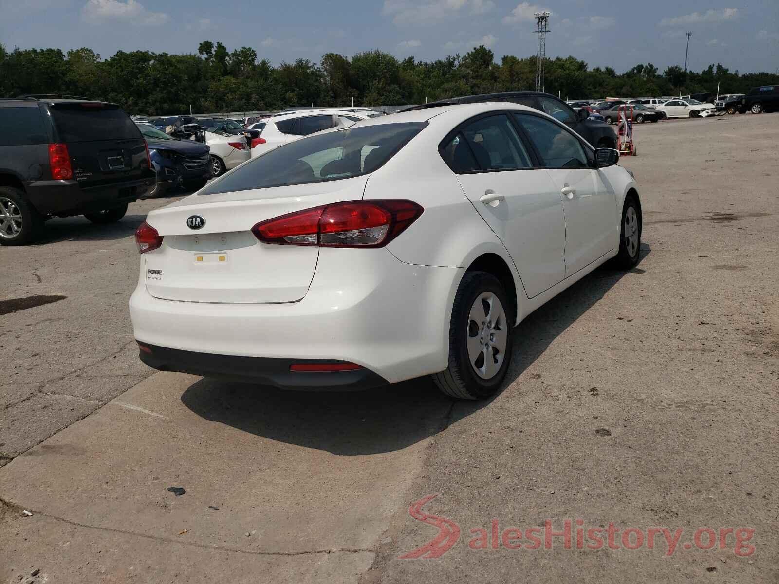 3KPFK4A77HE075157 2017 KIA FORTE