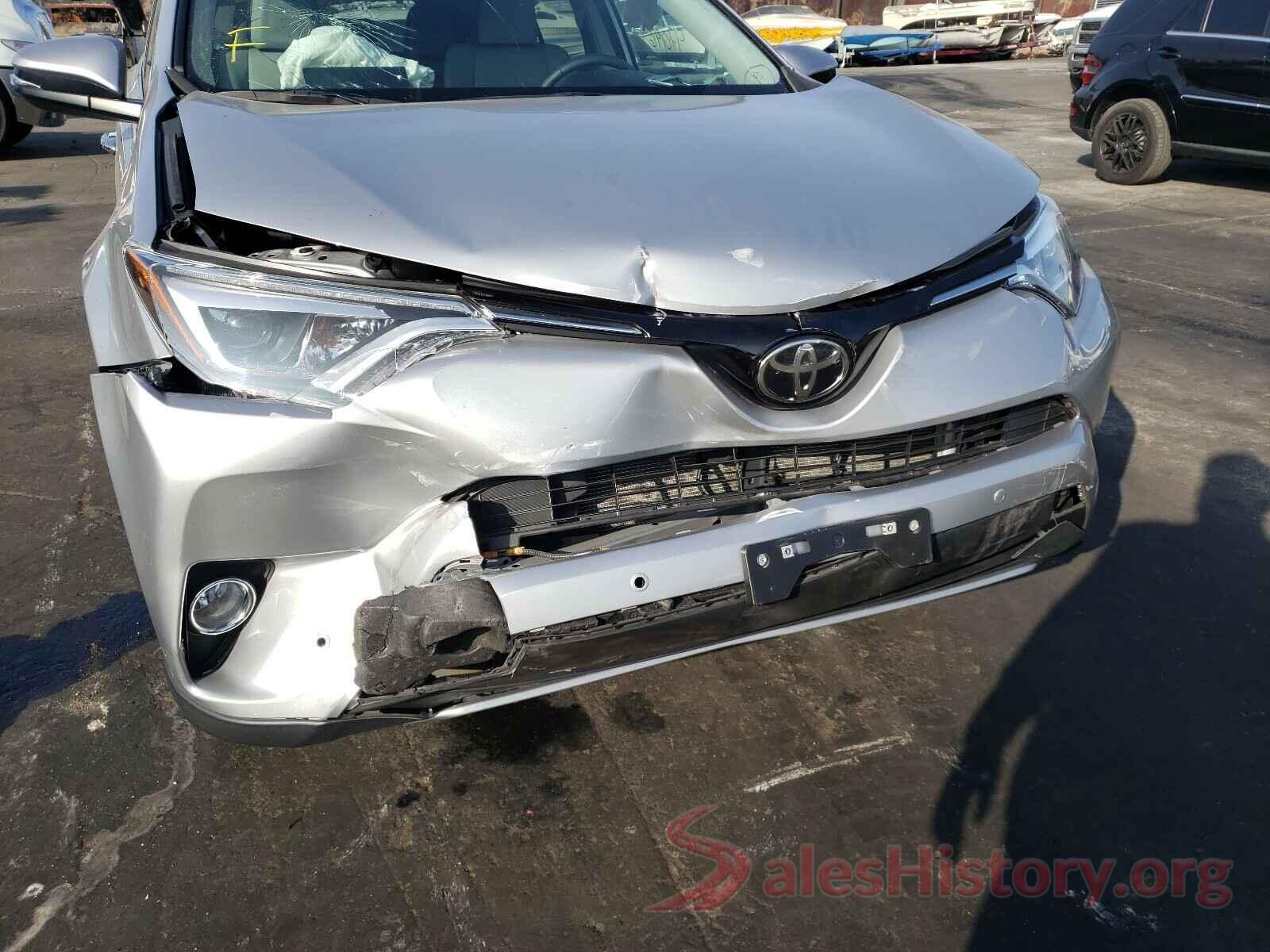 2T3YFREVXHW358515 2017 TOYOTA RAV4