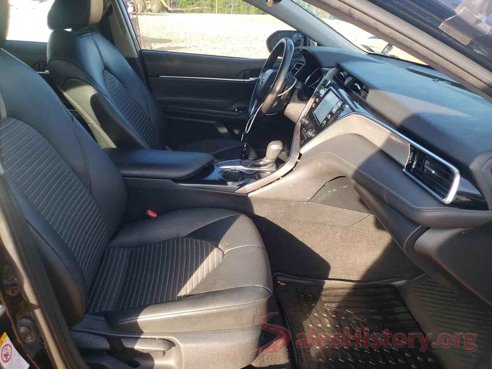 4T1B11HK3JU620543 2018 TOYOTA CAMRY