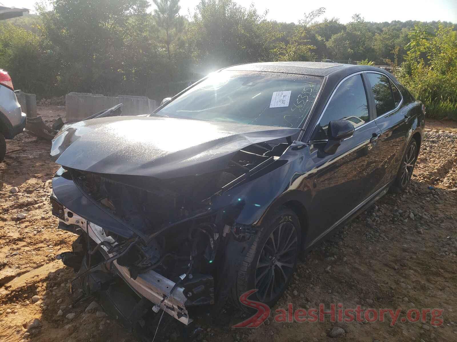 4T1B11HK3JU620543 2018 TOYOTA CAMRY