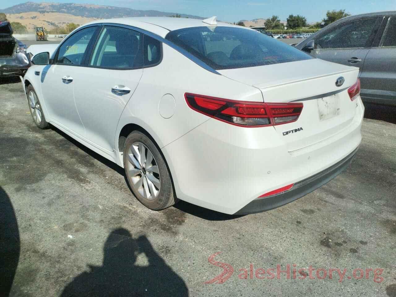 5XXGT4L39JG237251 2018 KIA OPTIMA