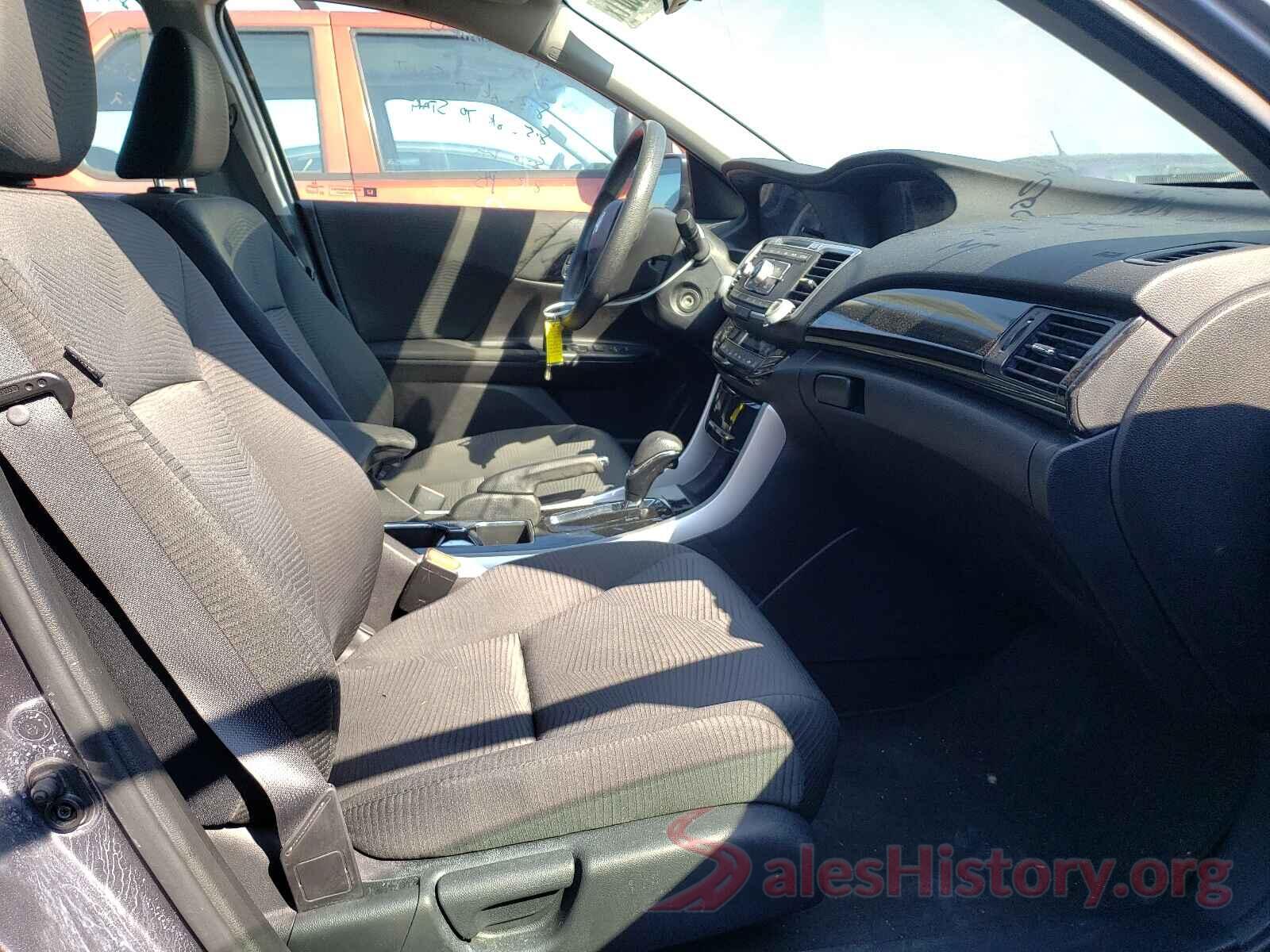 1HGCR2F32HA247477 2017 HONDA ACCORD