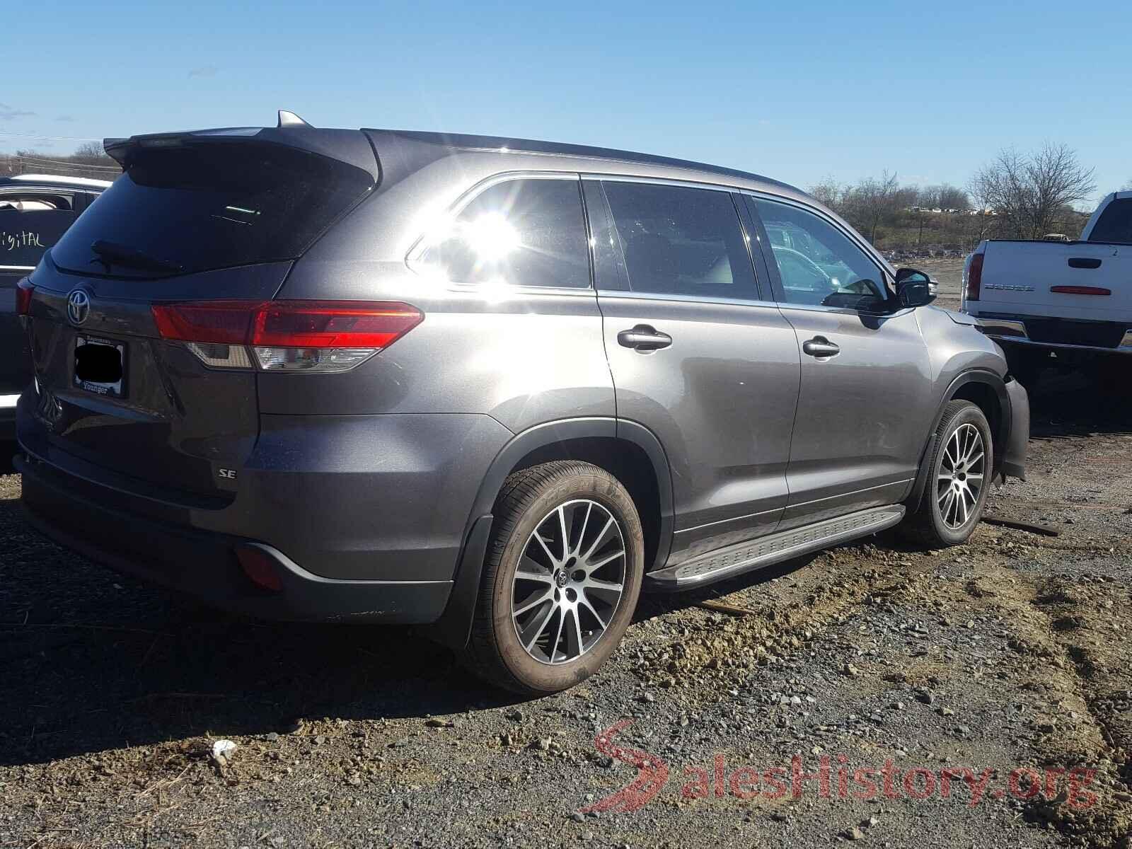 5TDKZRFH1HS518014 2017 TOYOTA HIGHLANDER