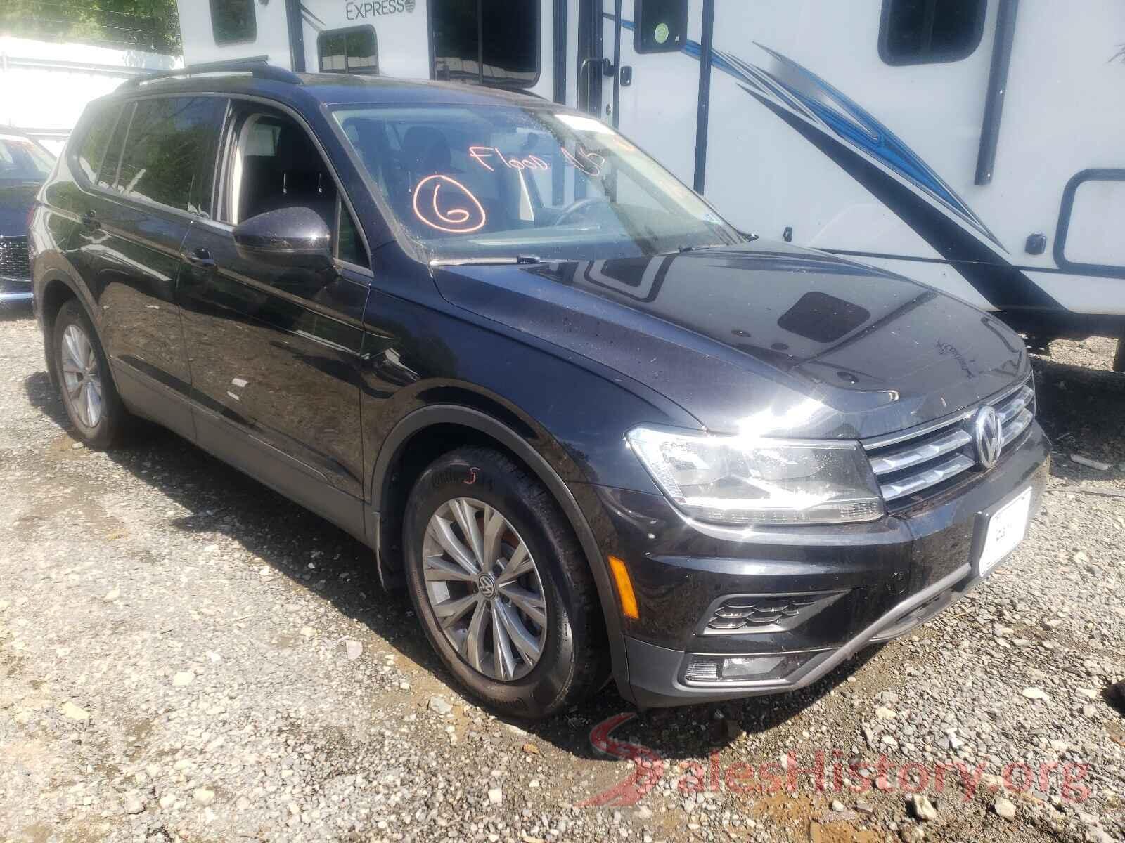 3VV0B7AX2JM028137 2018 VOLKSWAGEN TIGUAN