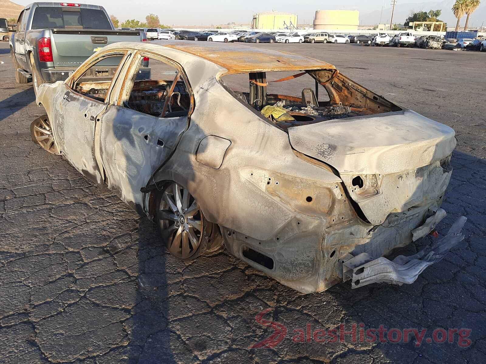 4T1B11HKXKU237197 2019 TOYOTA CAMRY