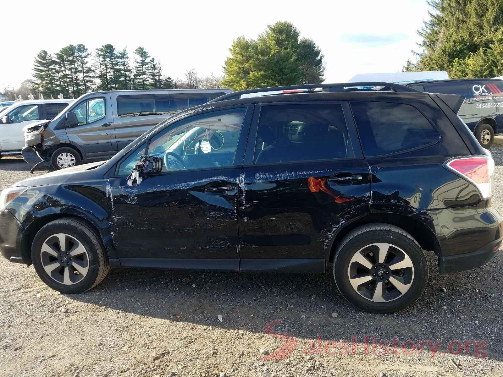 JF2SJAGCXJH606955 2018 SUBARU FORESTER