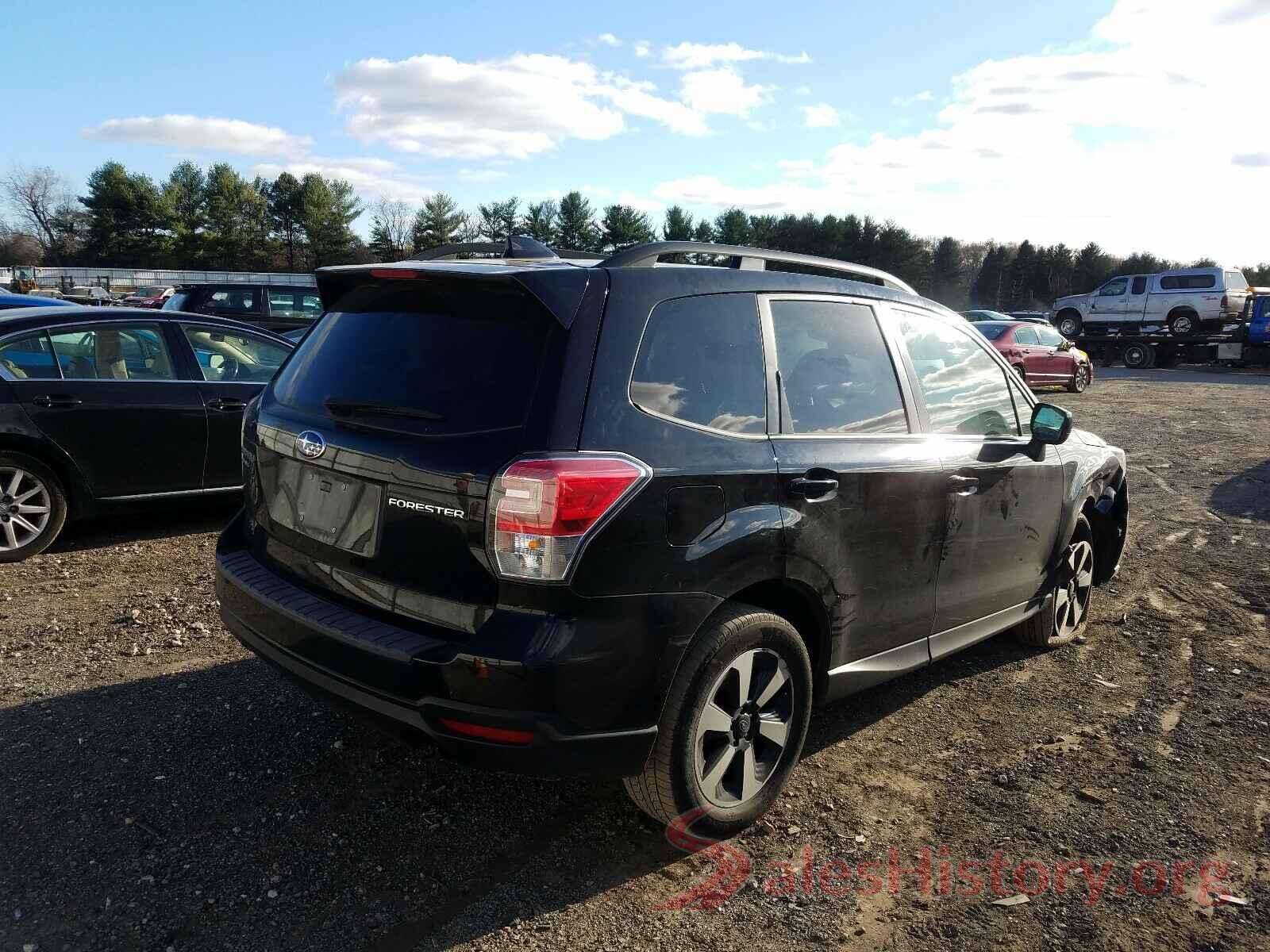 JF2SJAGCXJH606955 2018 SUBARU FORESTER