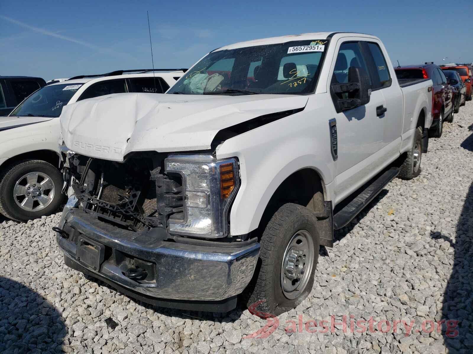 1FT7X2B6XJEC57257 2018 FORD F250