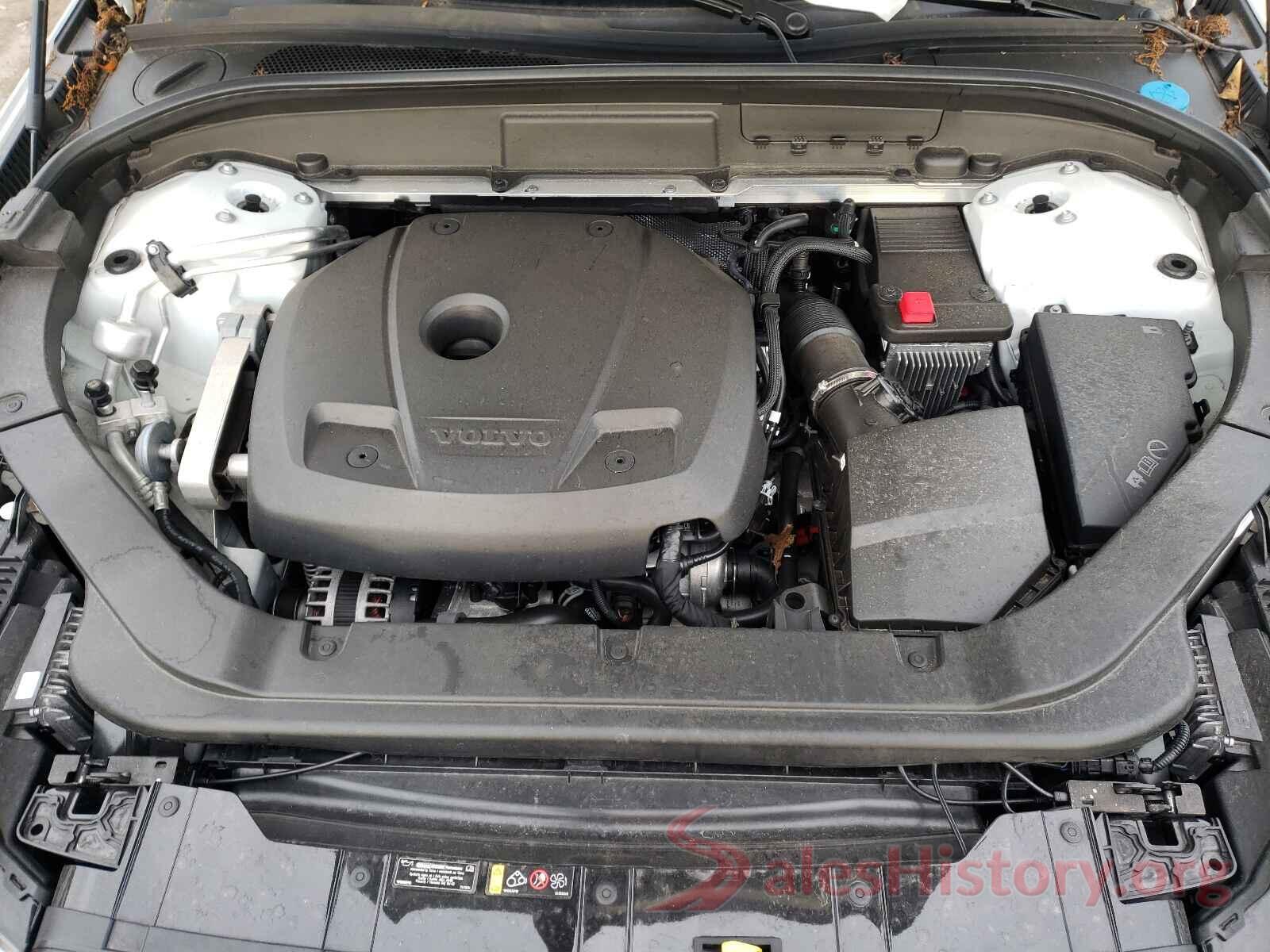 LYV102RK0JB097709 2018 VOLVO XC60