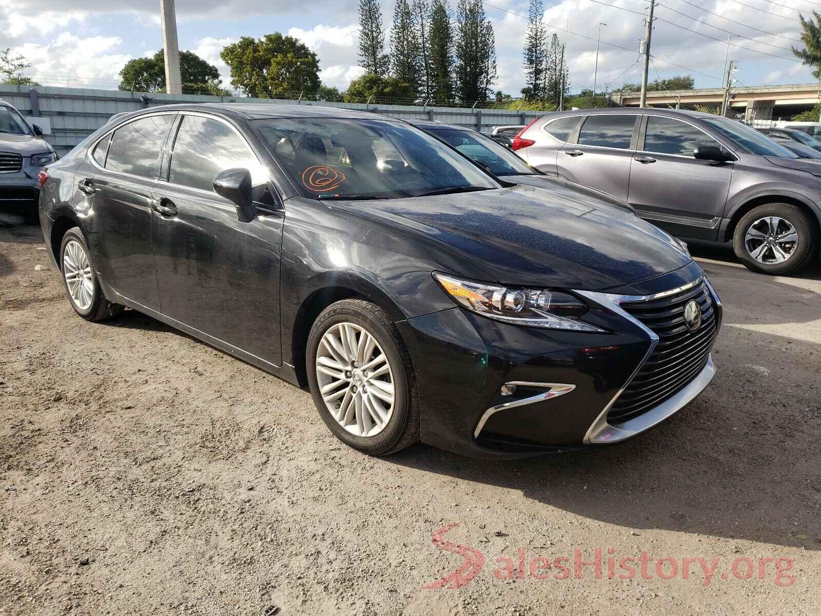 58ABK1GG7HU061432 2017 LEXUS ES350