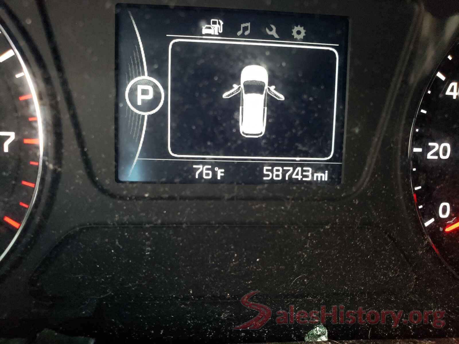 5XYPGDA53JG399865 2018 KIA SORENTO