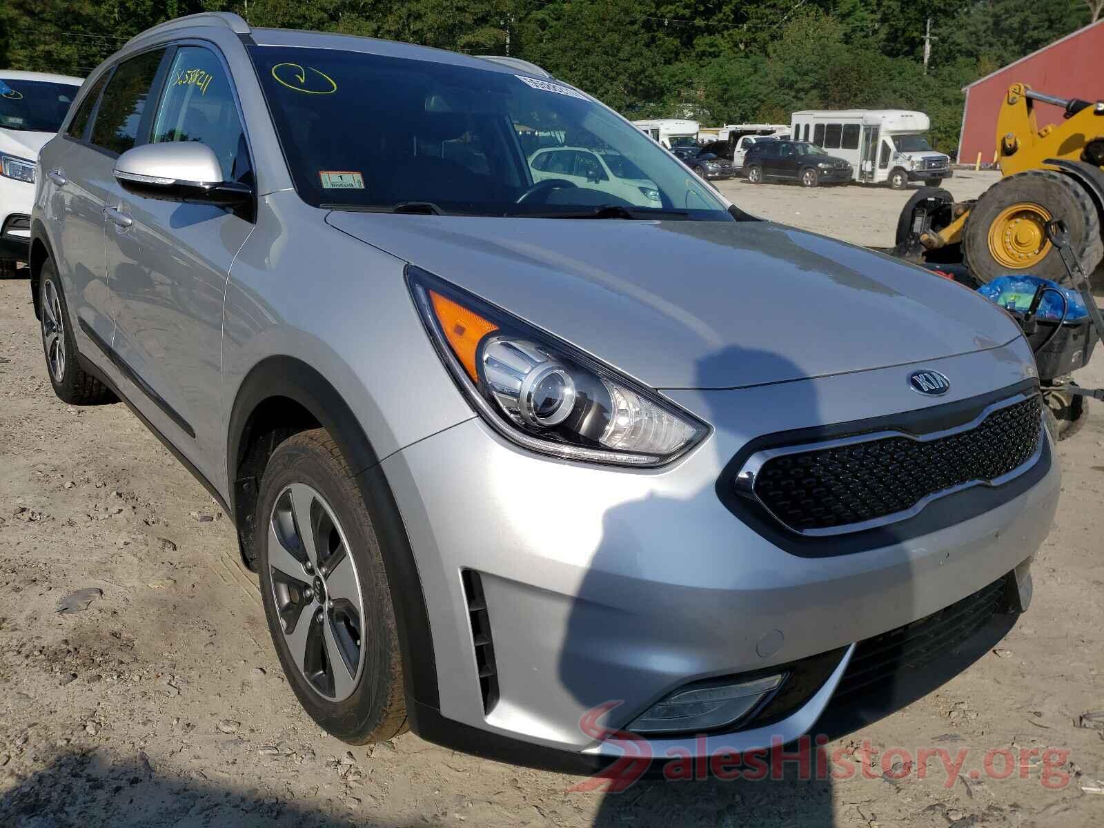 KNDCC3LC9H5037221 2017 KIA NIRO