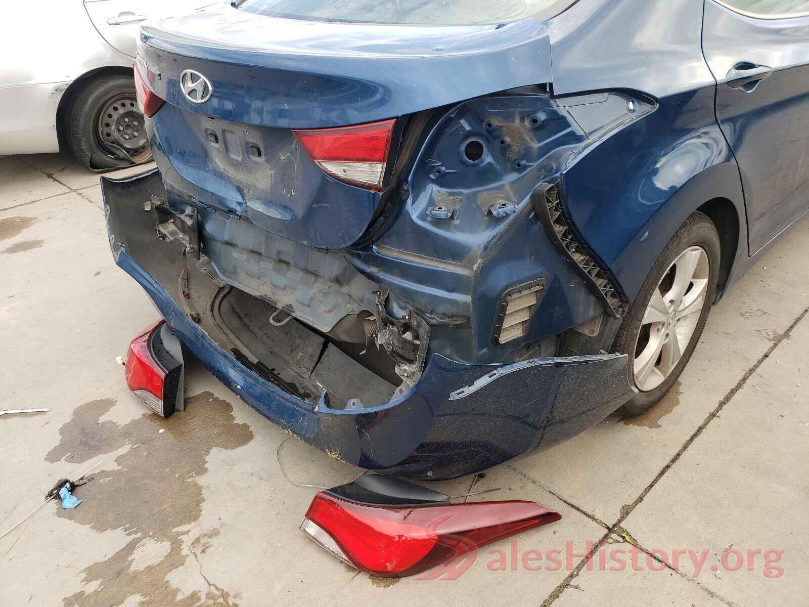 KMHDH4AE8GU593892 2016 HYUNDAI ELANTRA