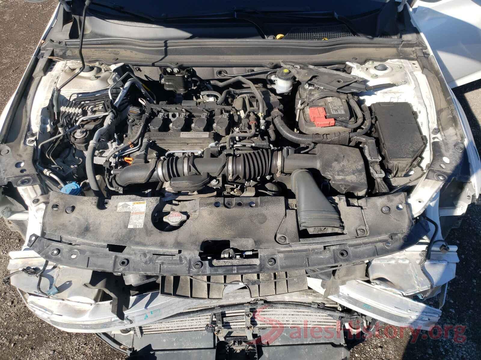 1HGCV1F37JA811412 2018 HONDA ACCORD