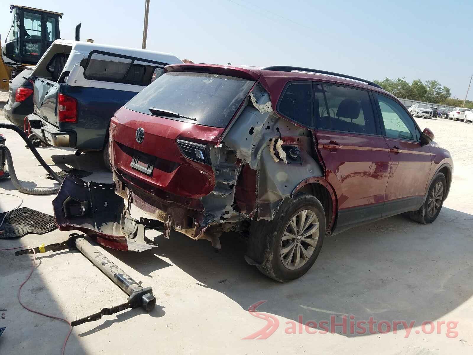 3VV1B7AX0JM024995 2018 VOLKSWAGEN TIGUAN