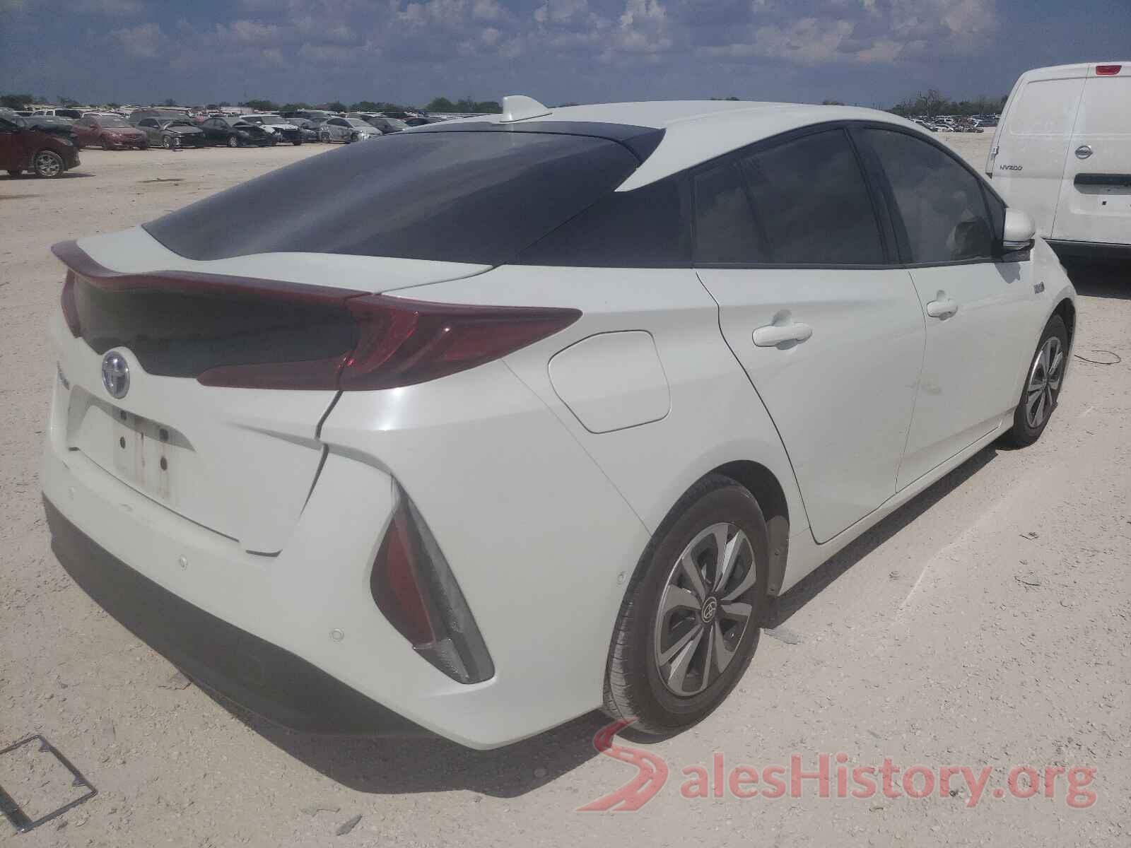 JTDKARFP5J3074125 2018 TOYOTA PRIUS