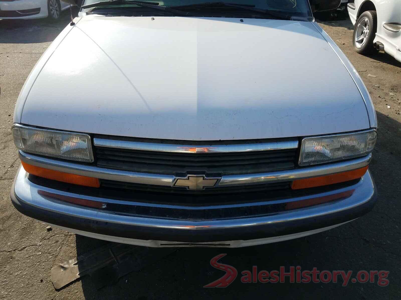 1GNCS13W0XK132260 1999 CHEVROLET BLAZER