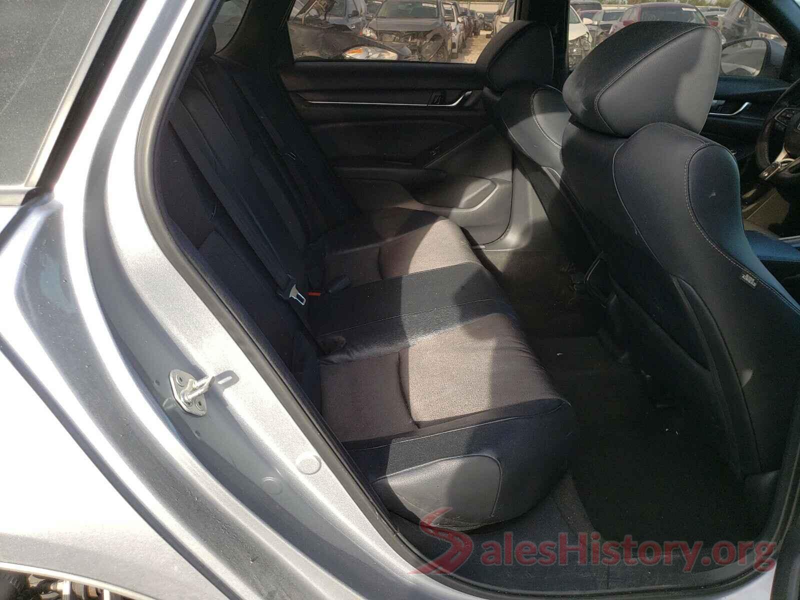 1HGCV1F3XJA004270 2018 HONDA ACCORD