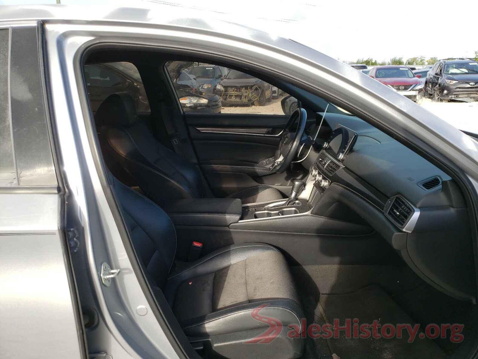 1HGCV1F3XJA004270 2018 HONDA ACCORD