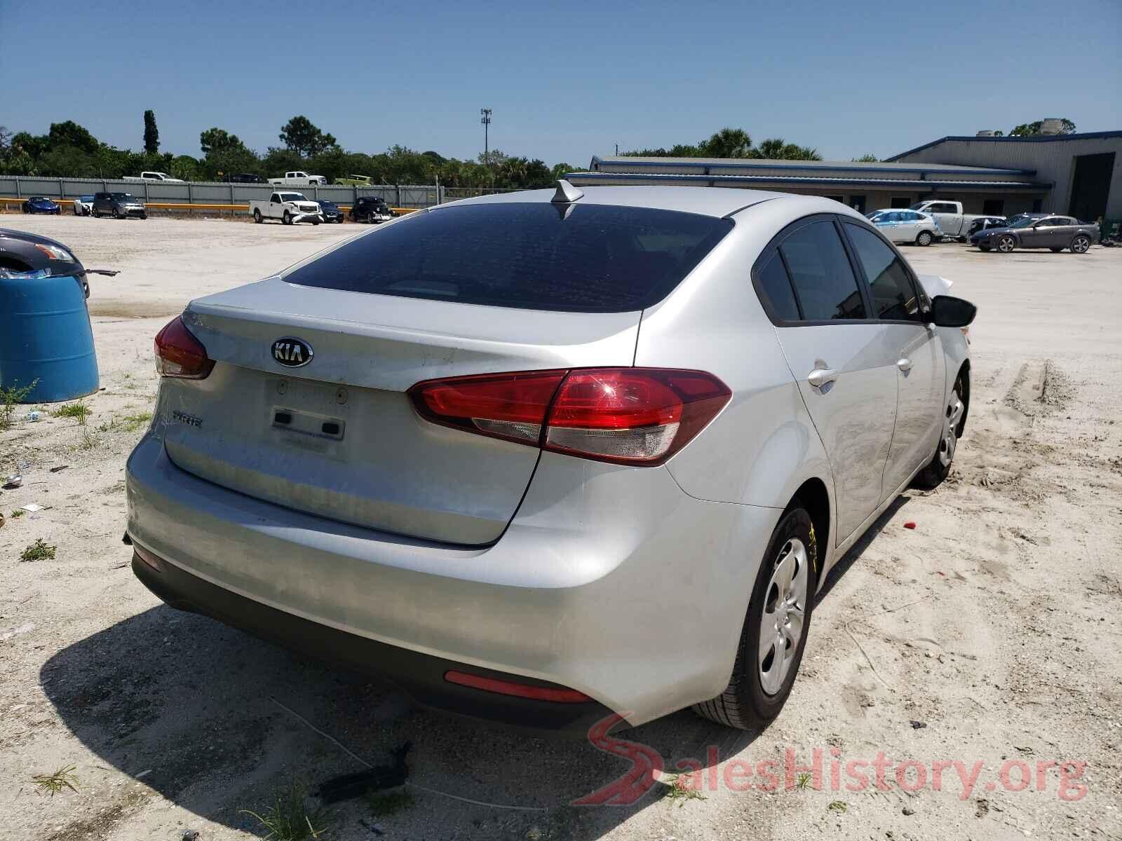 3KPFK4A77HE086398 2017 KIA FORTE