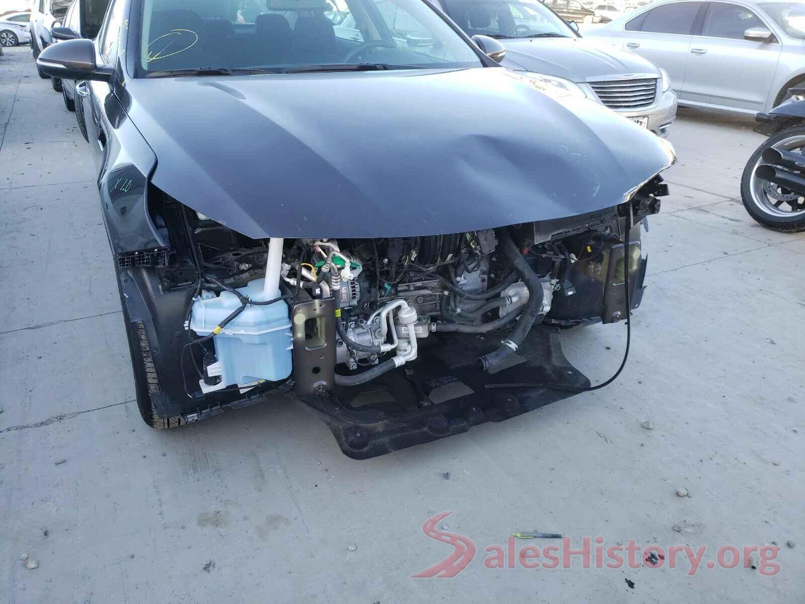 KNAGT4L32J5237187 2018 KIA OPTIMA