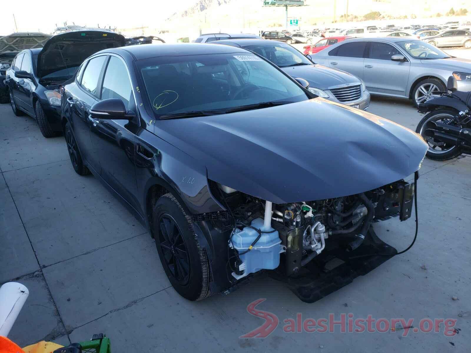 KNAGT4L32J5237187 2018 KIA OPTIMA