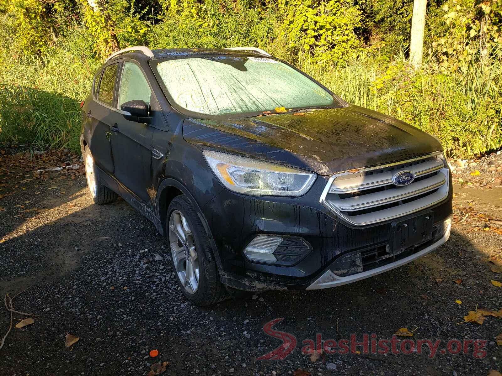 1FMCU9J95KUC37125 2019 FORD ESCAPE