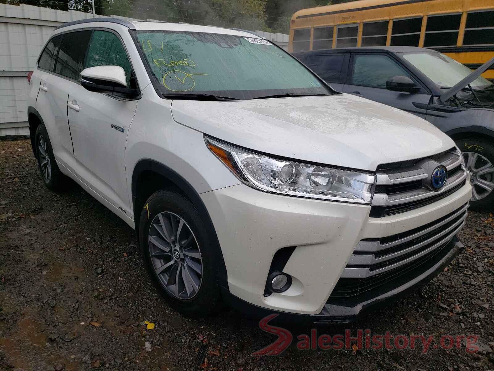 5TDJGRFH1JS042161 2018 TOYOTA HIGHLANDER