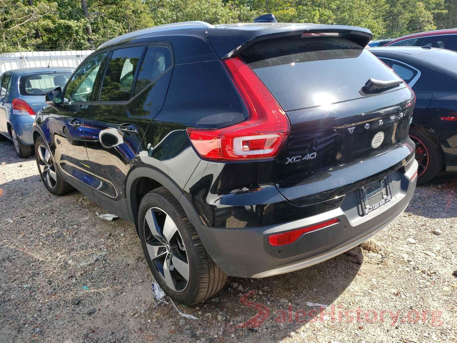 YV4162UK9L2235366 2020 VOLVO XC40